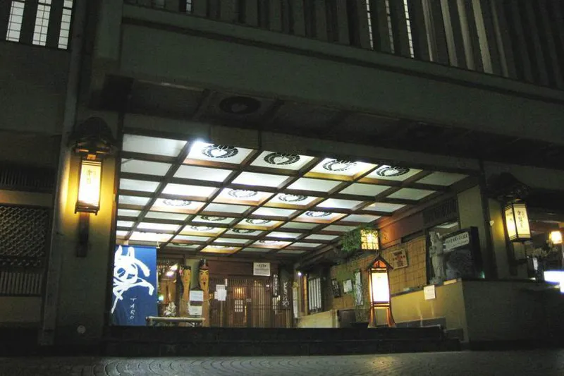 Tokiwaya Ryokan - Exterior