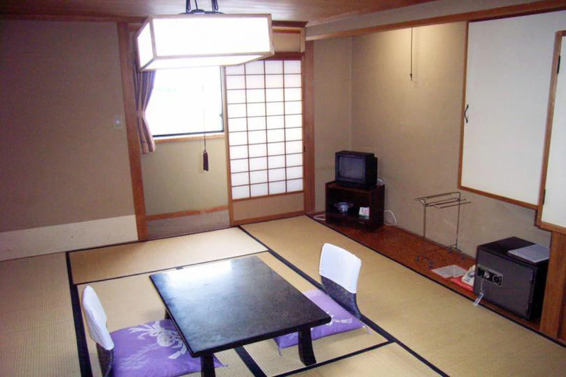 5d1dd2c2042f4tokiwaya ryokan japanese compact room