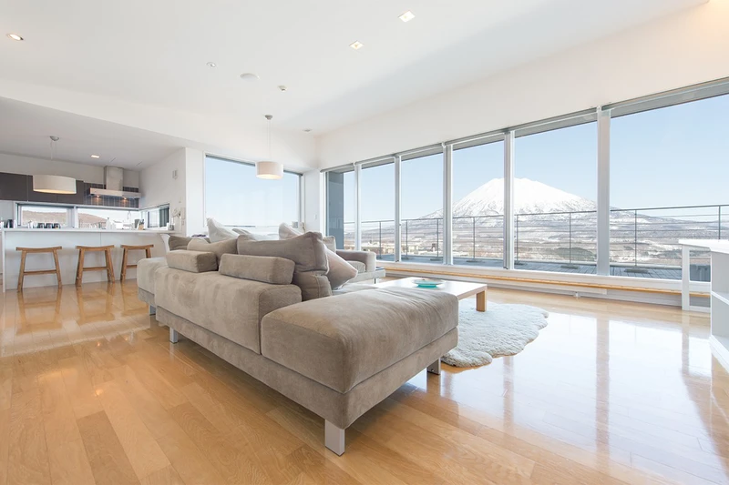 5d1dd2d86ce0cyoutei tracks niseko penthouse living