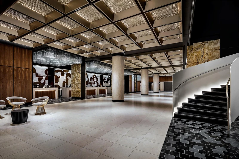 Fairmont Queen Elizabeth Lobby