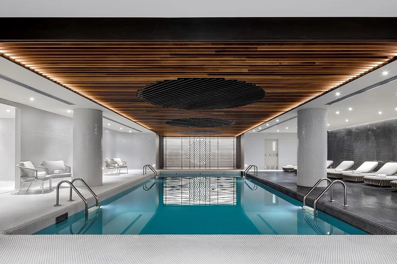 Fairmont Queen Elizabeth Indoor Pool