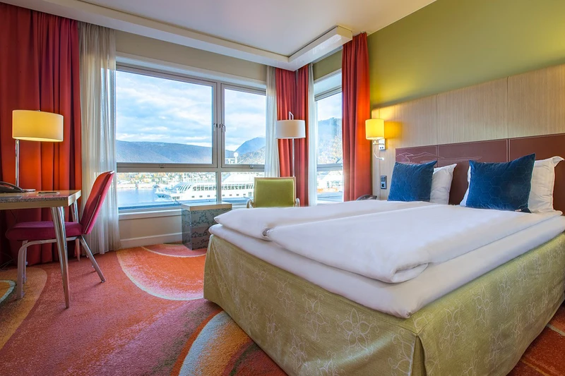 5d1dd2f89e63bstandard room