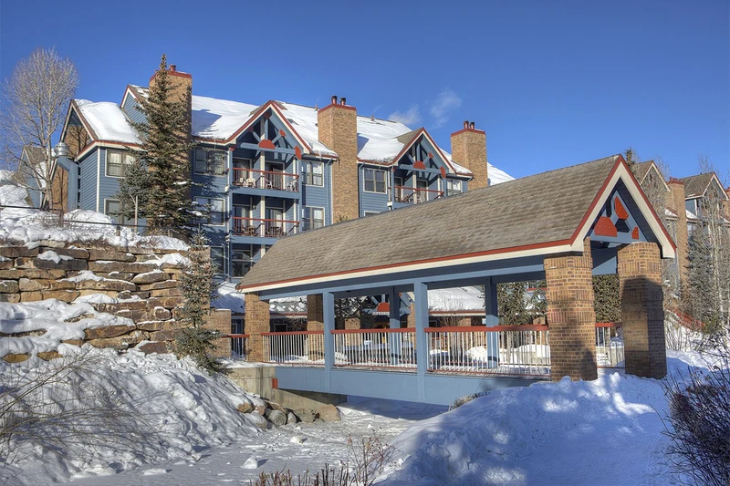 River Mountain Lodge - Exterior