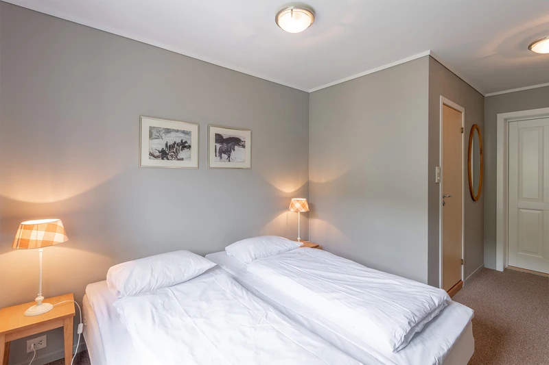 5d1dd39b88171nermo hotel standard double room