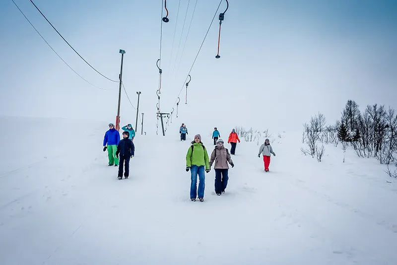 5d1de59bc545abeitostolen on the slopes