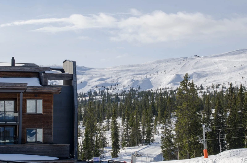 5d1de5d7e464fpark inn trysil andy hemingway
