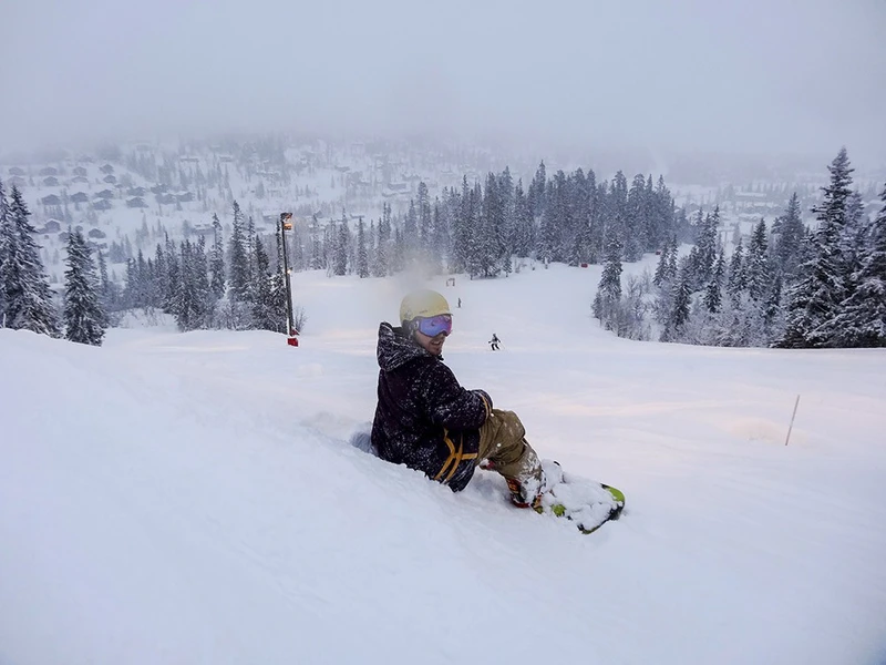 5d1de68456756luke in powder vemdalen dec 16