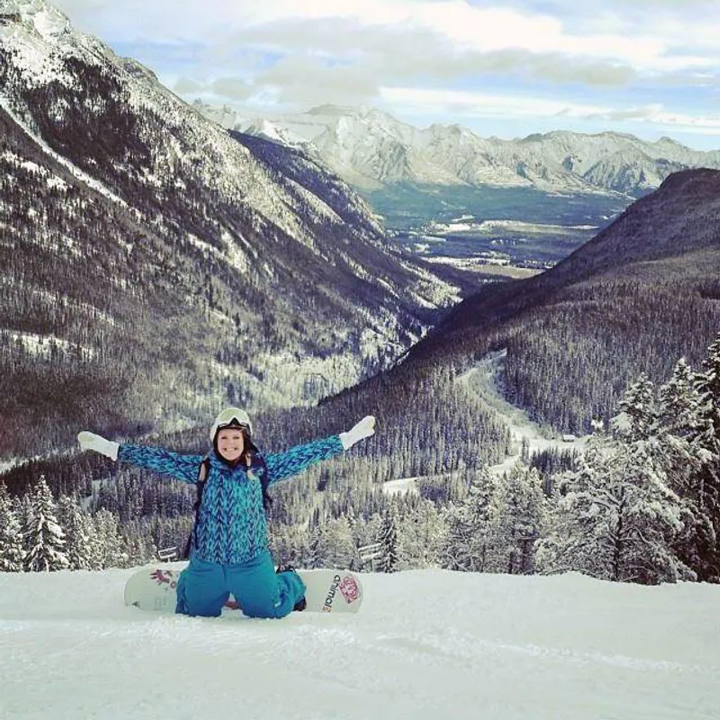 5d1de68ae251ejade pritchard mt norquay snowboarding