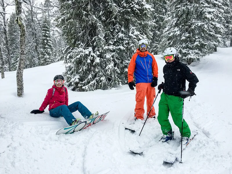 5d1de6bb930faduved animal trail pow 0