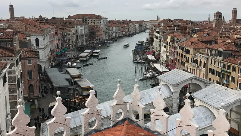 5d1de6d352df5venice sightseeing