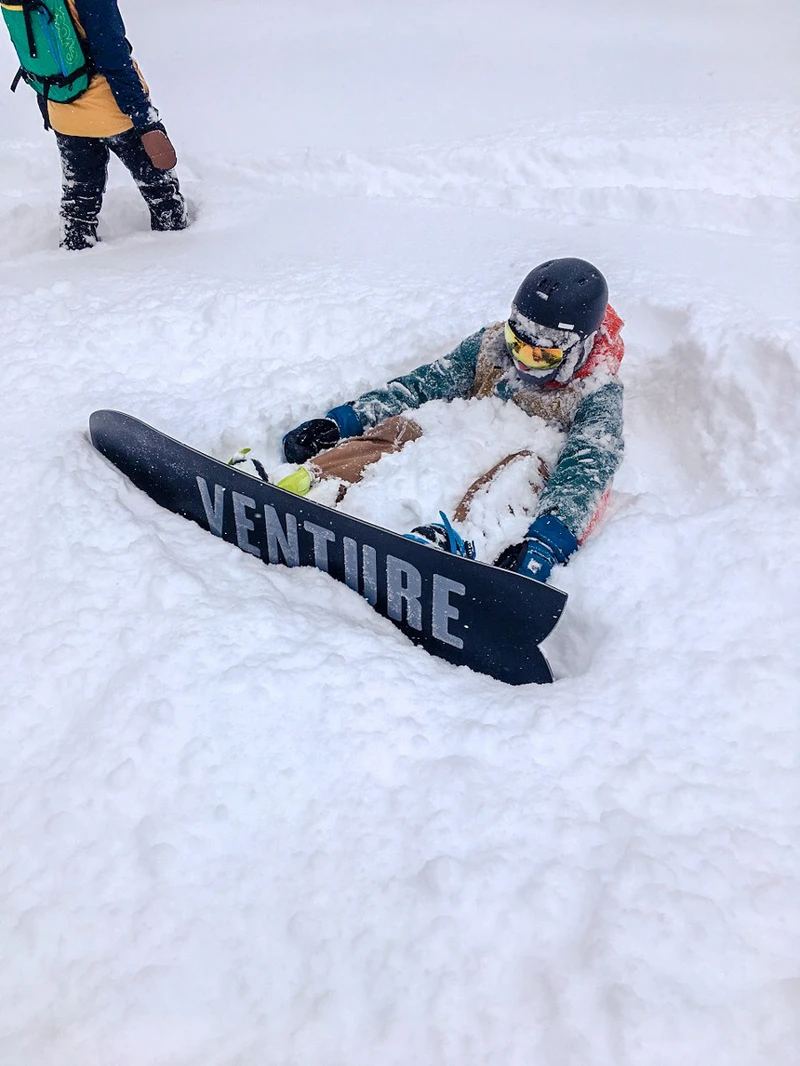 5d1de739cb47dniseko weiss tired from powder