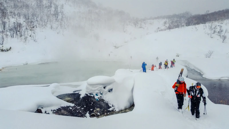 5d1de74907f9cchisenupuri cat skiing onsens