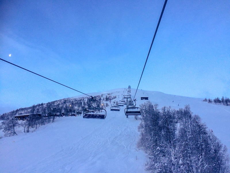5d1de74b991damyrkdalen resort lifts 1