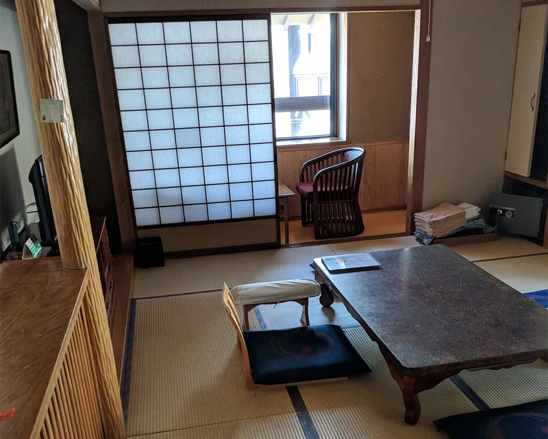 5d1de769e866ftatami room nz