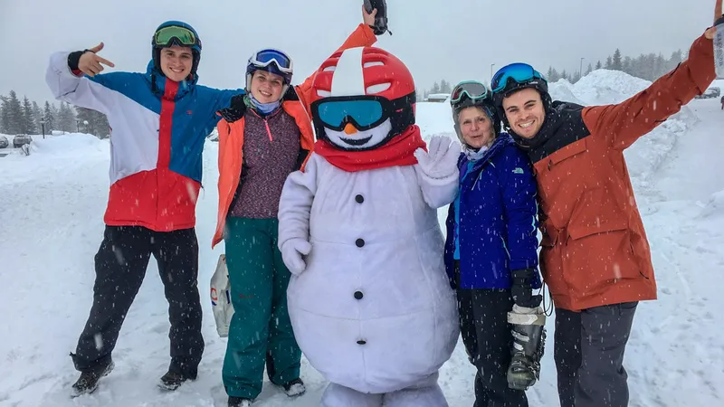 Craig, Hannah, Maggie and Ben with Valle in Trysil