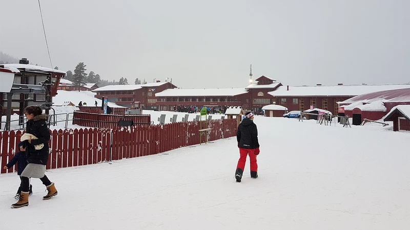 5d1de77a7a4eastoten compact base