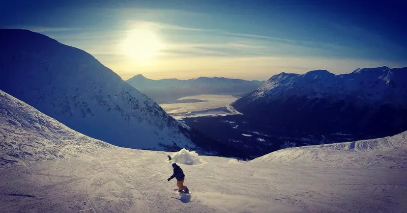 5d1de79d567e81718 photo comp second place nick herdman alyeska