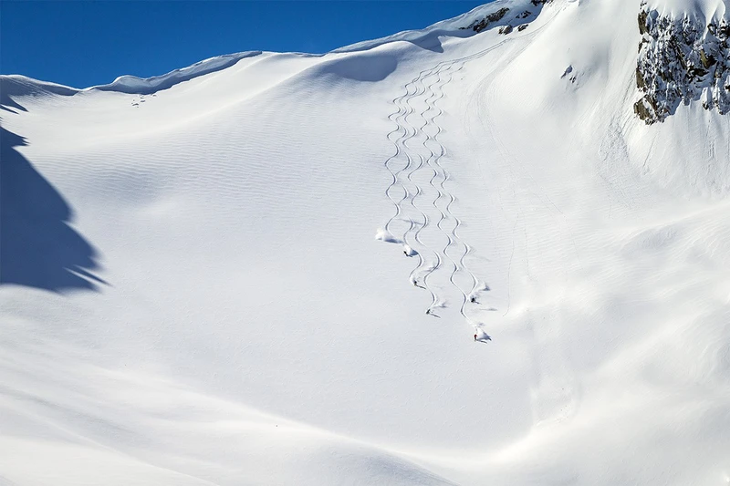 5d25f33201f99whistler heli skiing s turns credit paul morrison