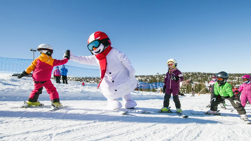 5d26f295b9813trysil valle high five credit ola matsson skistar 16x9