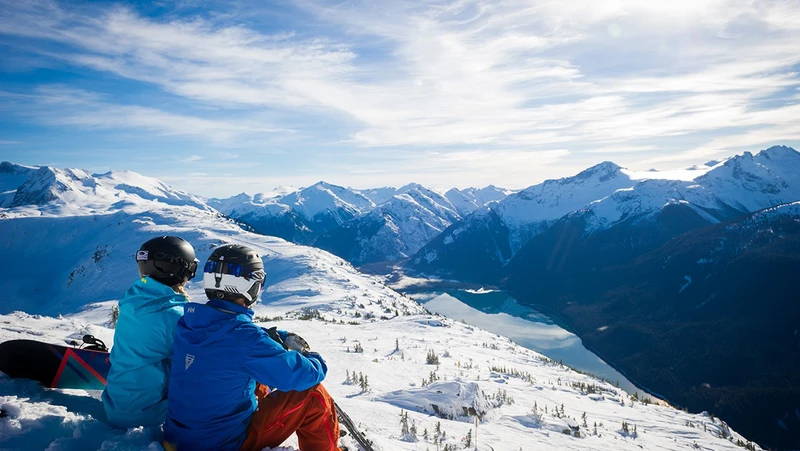 Whistler Couple Bluebird © Tourism Whistler / Mike Crane