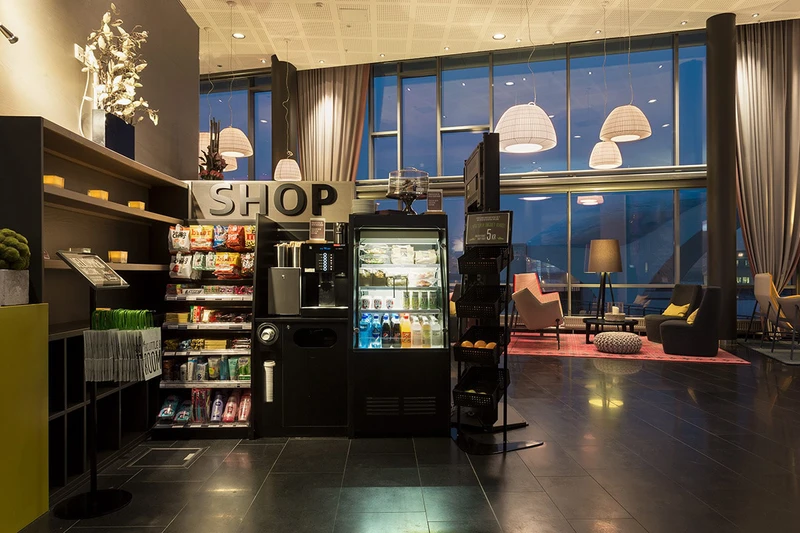 5d3580718861bscandic narvik lobby shop min