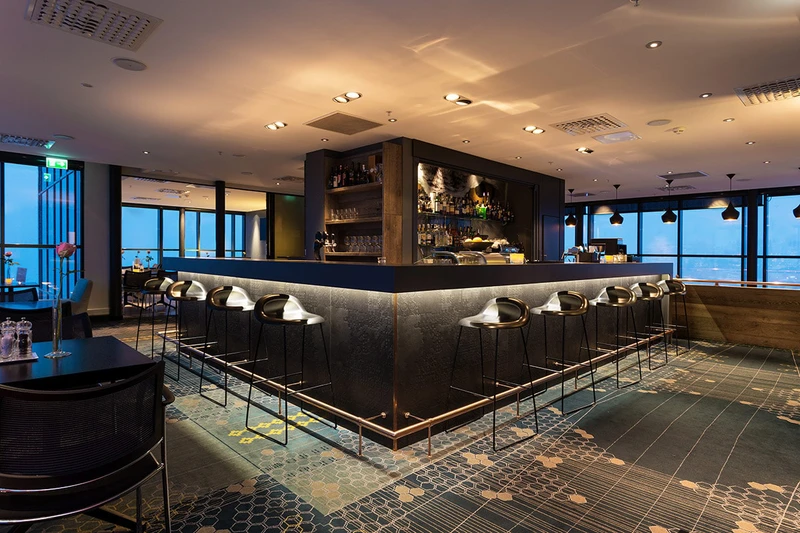 5d358073d84aascandic narvik skybar min
