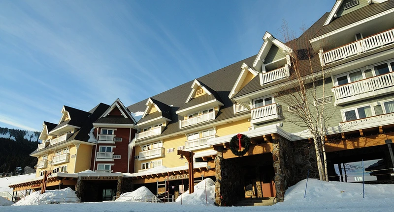 5d3599ddc7fcdselkirk lodge exterior min