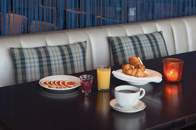 5d3ee148c6161scandic hafjell restaurant breakfast