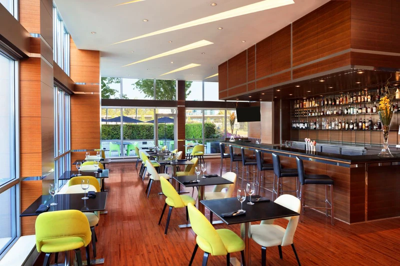 Westin Wall Centre Vancouver Airport The Apron Restaurant
