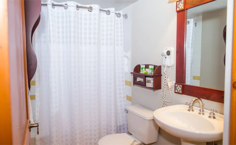5d4d6ca2ac6c4 Lodge de la Montagne Hotel Room Queen Sofa Bed 5 min