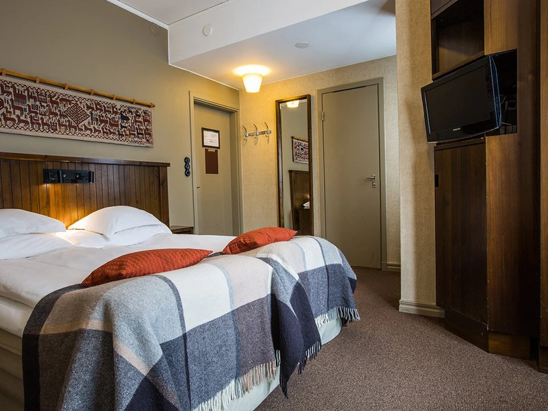 5dd66db223f58double room 4 anette andersson