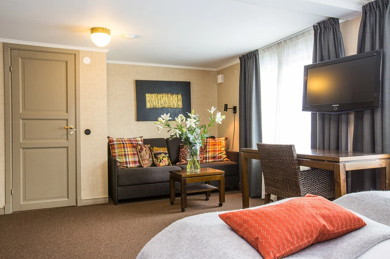 5dd66fb6f1e79double deluxe 2 anette andersson