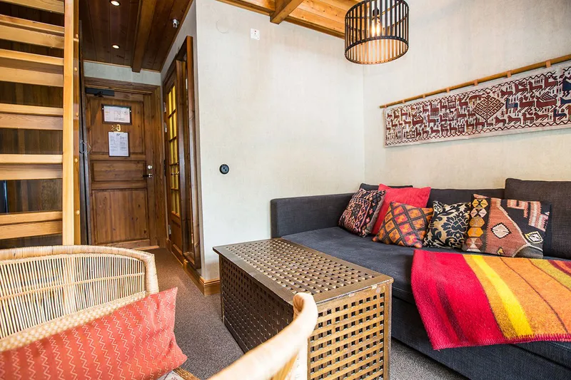 5dd673ed920ccloft suite 2 anette andersson