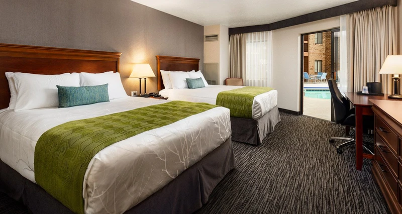 5df772b76bb8alandmark inn standard room