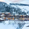 5df780957b016 Manor Vail Exerior