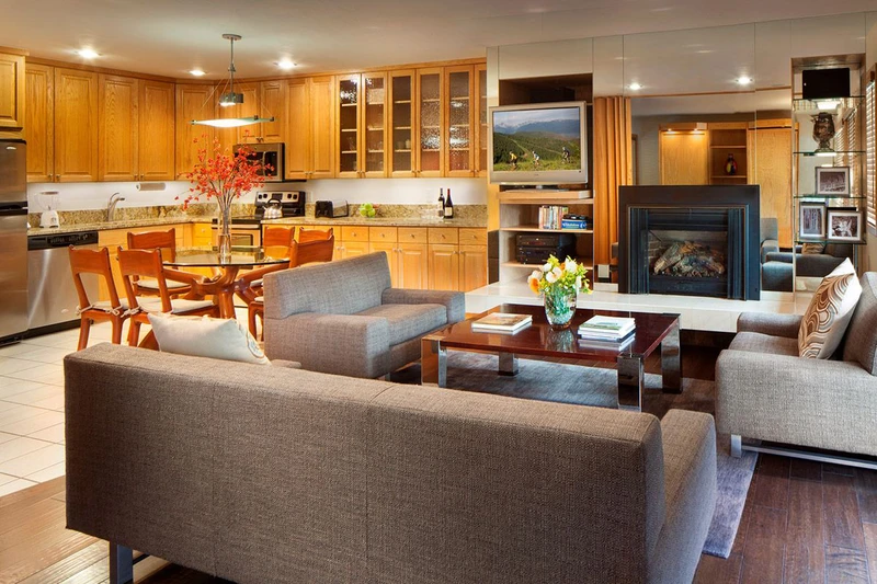 5df7809789dc0 Manor Vail Gold Two Bedroom Living Area