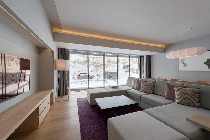 5dfa28626293b AYA Niseko 3 Bedroom Resort View 1