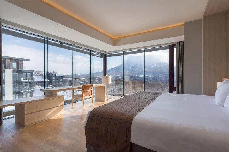 5dfa286403648 AYA Niseko 3 Bedroom Yotei View 1