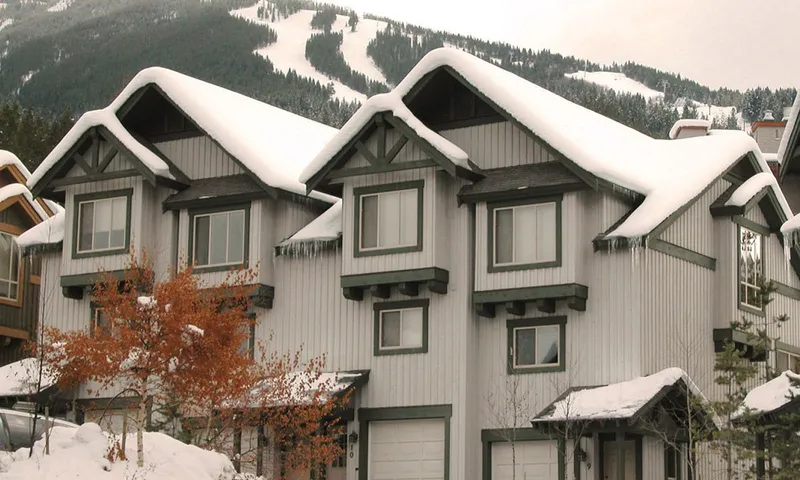 5dfa43961665e Hearthstone Townhomes Exterior