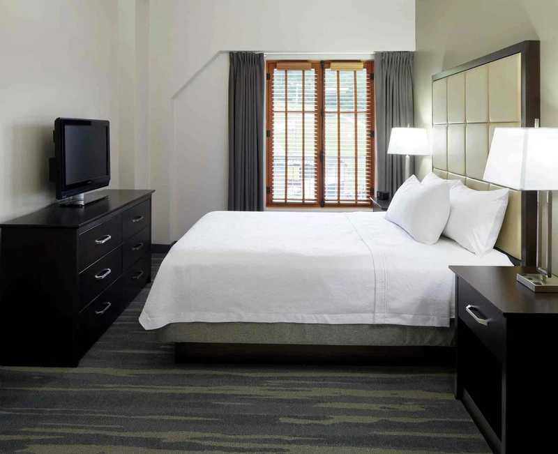 5dfa4f40a169c Hilton Homewood Suites One Bedroom Suite Queen Bed 2