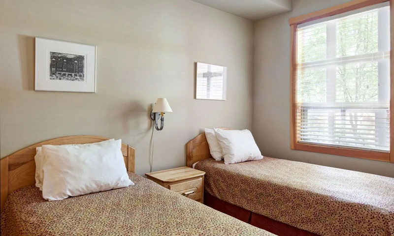 5dfb99e369825 Riverbend Townhomes Bedroom 2