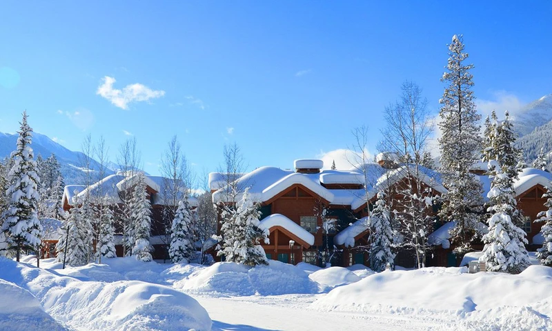 5dfb99e5eb281 Riverbend Townhomes Exterior