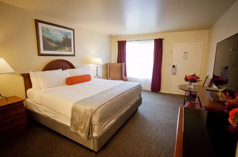 5e0f389e9765e Forest Suites Resort Hotel Room