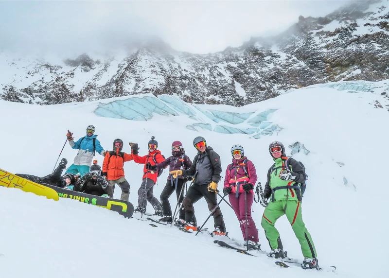 5e0f69acae6ed RK Heliski Group