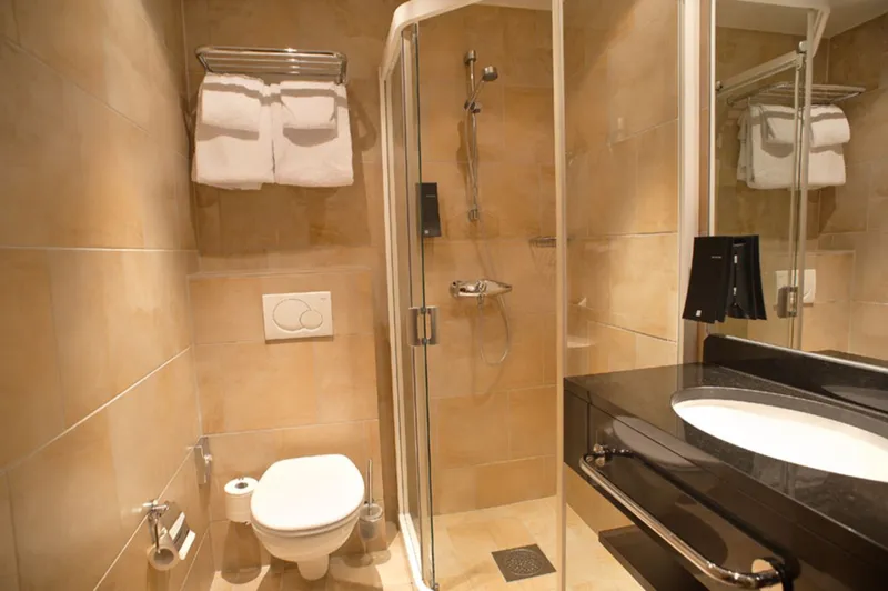 5e171e144630f Vestlia Resort Double Room with Sofa Bathroom 2