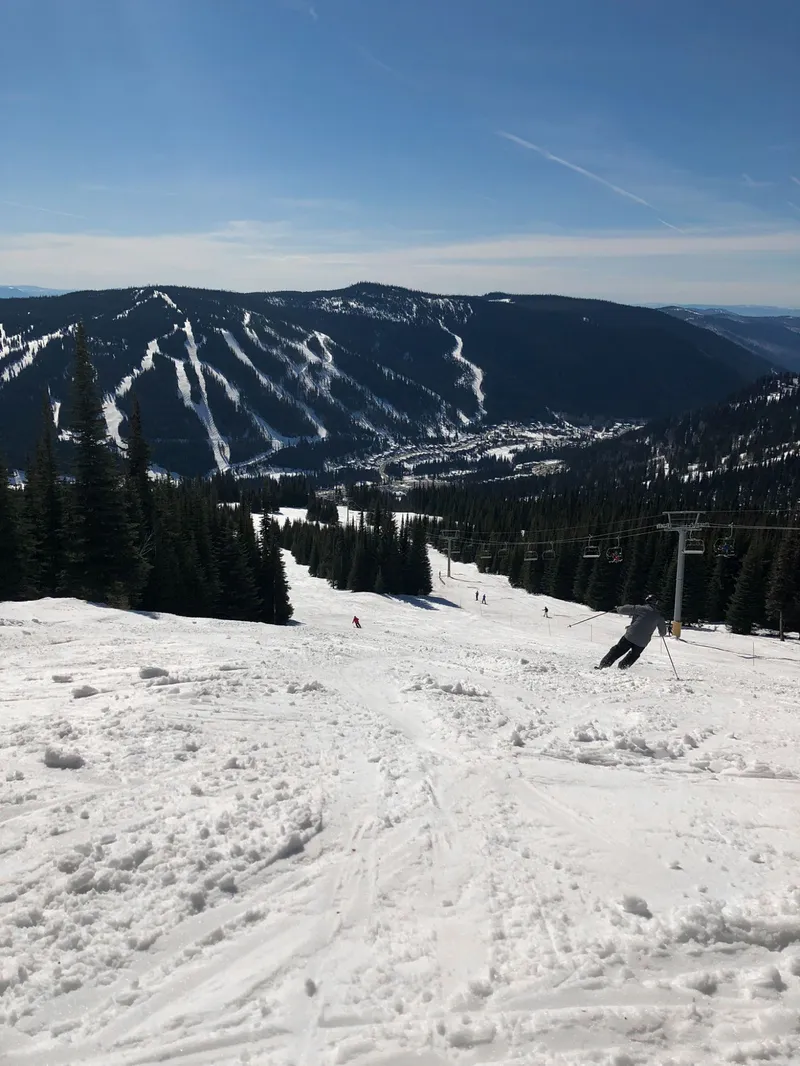 5e1f417439e89 Empty Slopes in Sun Peaks