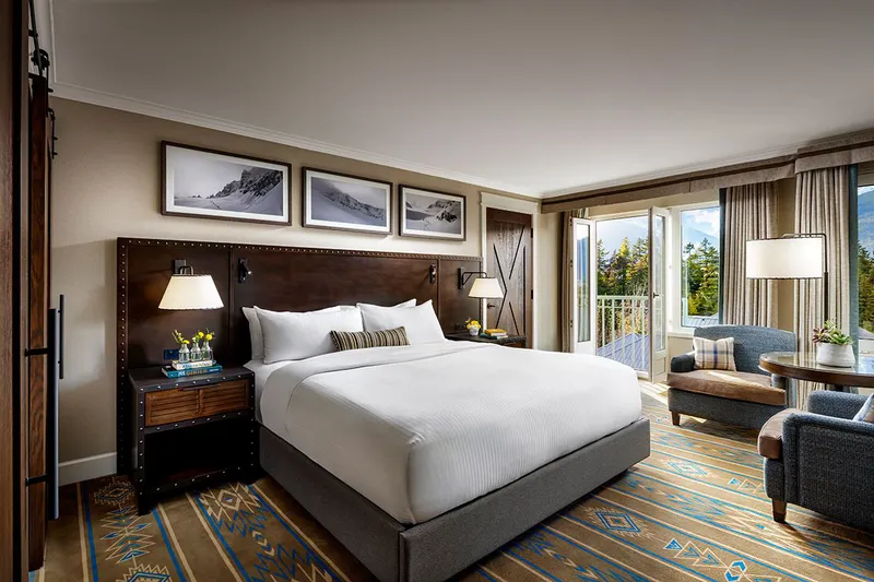 5e318ad8c15ab Valley View Suite