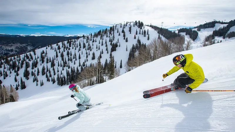 5e6f9c2283d32aspen bluebird day couple credit scott markewitz photography 16x9
