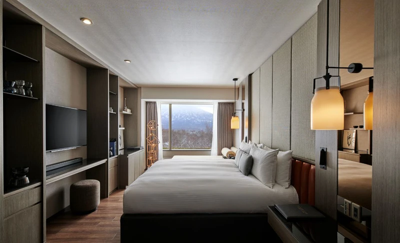 5e81c9833dacb Hinode Hills Deluxe King