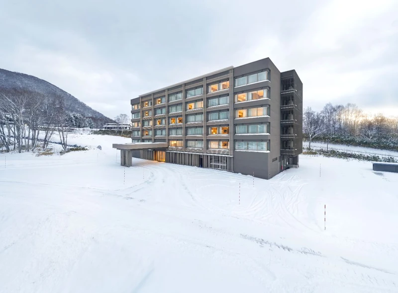 Hinode Hills - Exterior in Snow